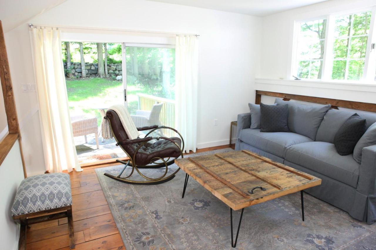 James Pharmacy Bed And Breakfast Old Saybrook Exteriör bild